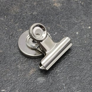 Magnetic clip, ferrite 38 x 31 mm