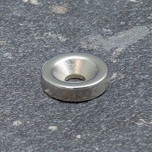 Magnetic discs neodymium with countersunk borehole 15 mm
