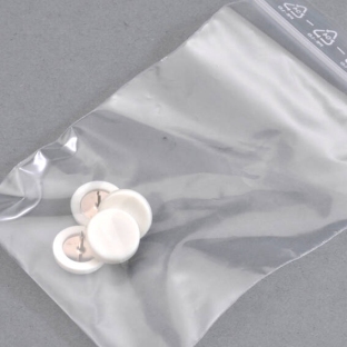 Poster pins, ø = 15 mm, white, 4 pieces in zip lock bag (1 Bag) 