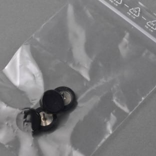 Poster pins, ø = 15 mm, black, 4 pieces in zip lock bag (1 Bag) 