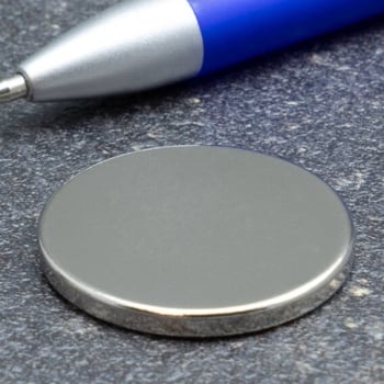 Disc magnets neodymium, 30 mm x 3 mm, N45 