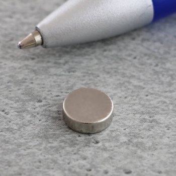 Disc magnets neodymium, 8 mm x 2.5 mm, 33H 