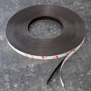 Magnetic tape, self-adhesive, anisotropic (Roll with 30 m) 