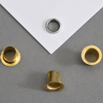 Eyelets (no. 272), brass-plated 