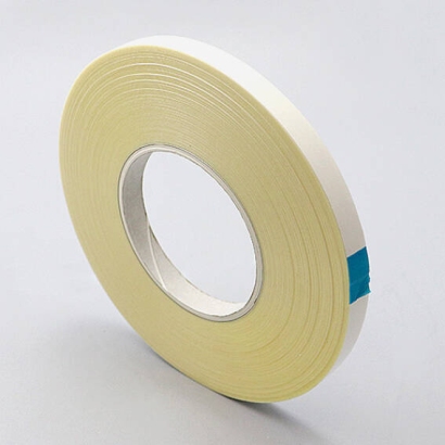 Double-sided adhesive PET tape, very strong/very strong, white paper cover 12 mm | 50 m